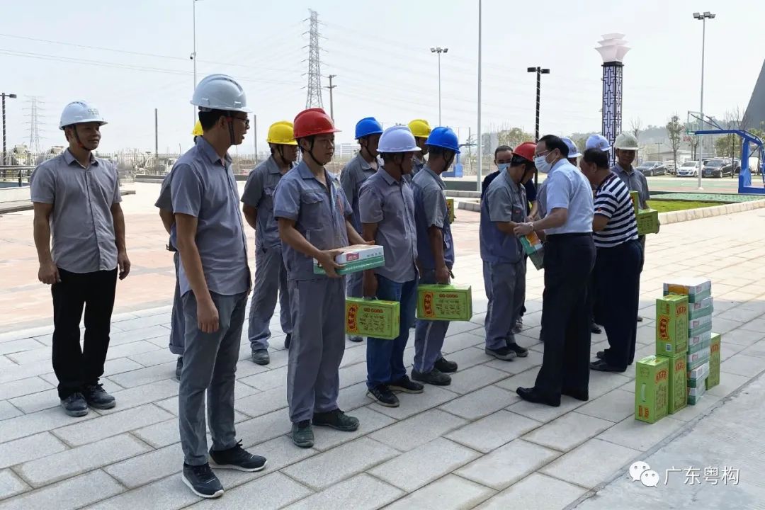 把好"安全關(guān)"，佛山電建集團(tuán)領(lǐng)導(dǎo)到我司開展節(jié)前檢查并慰問一線工作人員(圖)